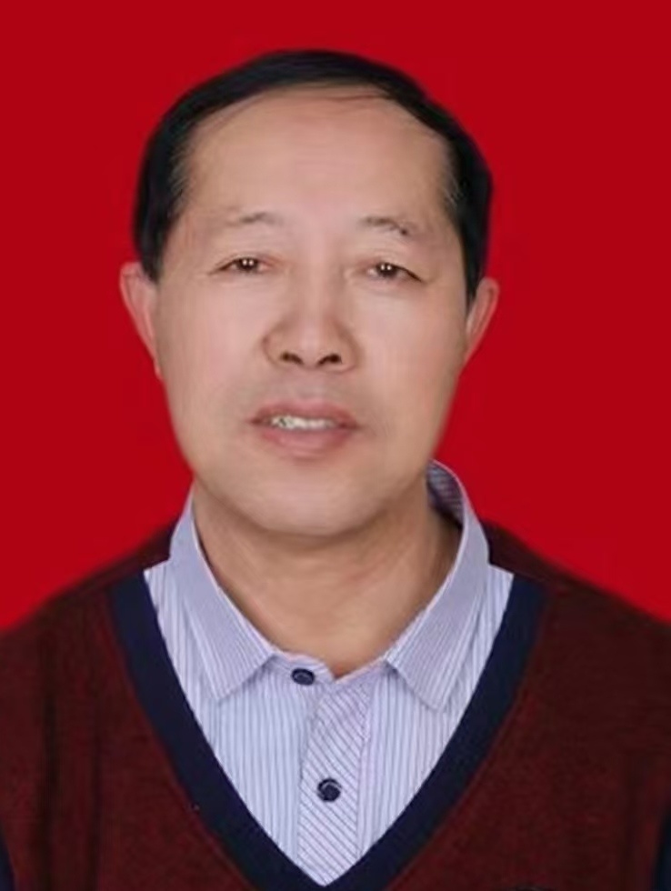 屈文录