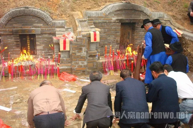 t0111457d7cd1883d32.