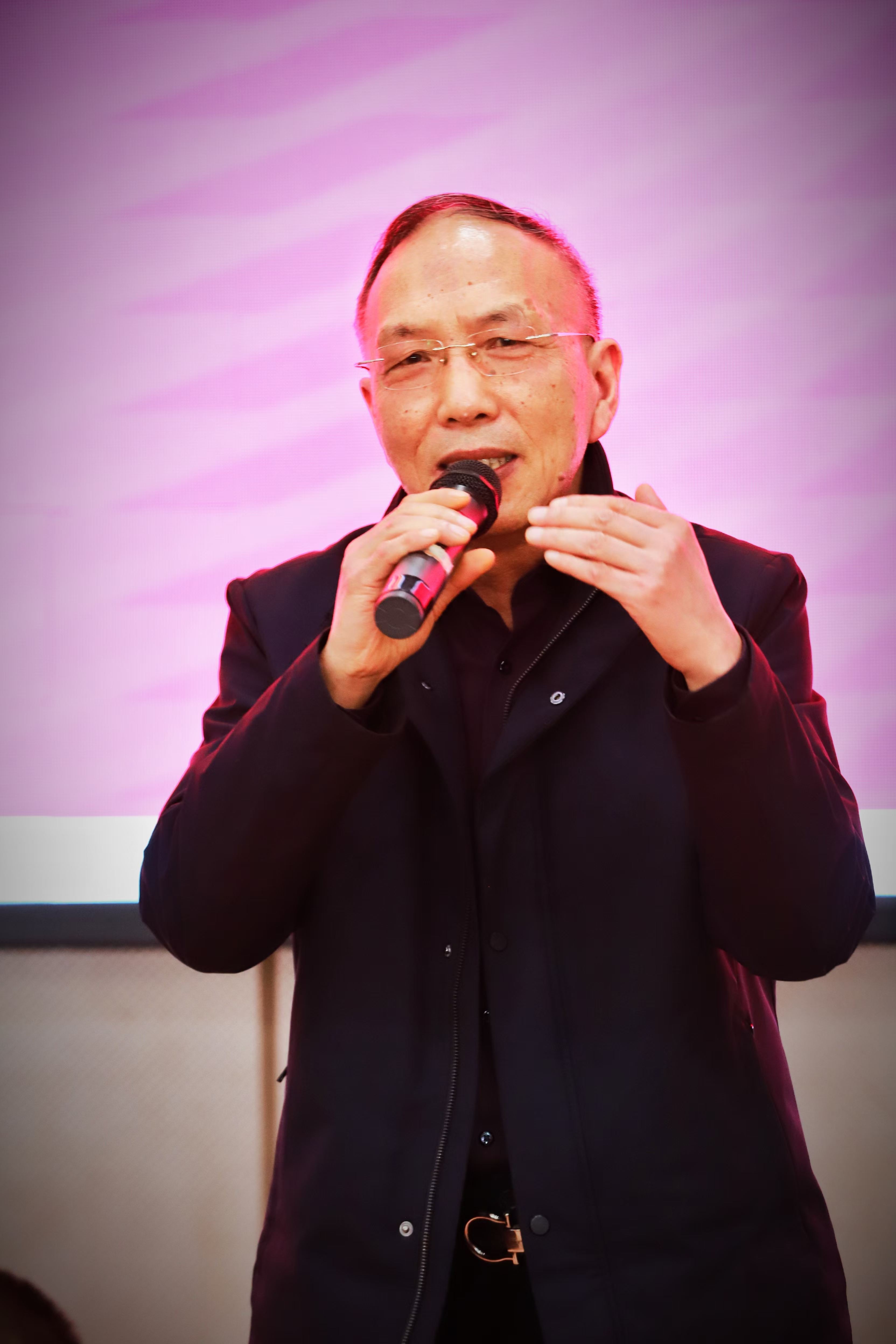 a2e5886ecde9d101ce2b8ead1b0684c.jpg