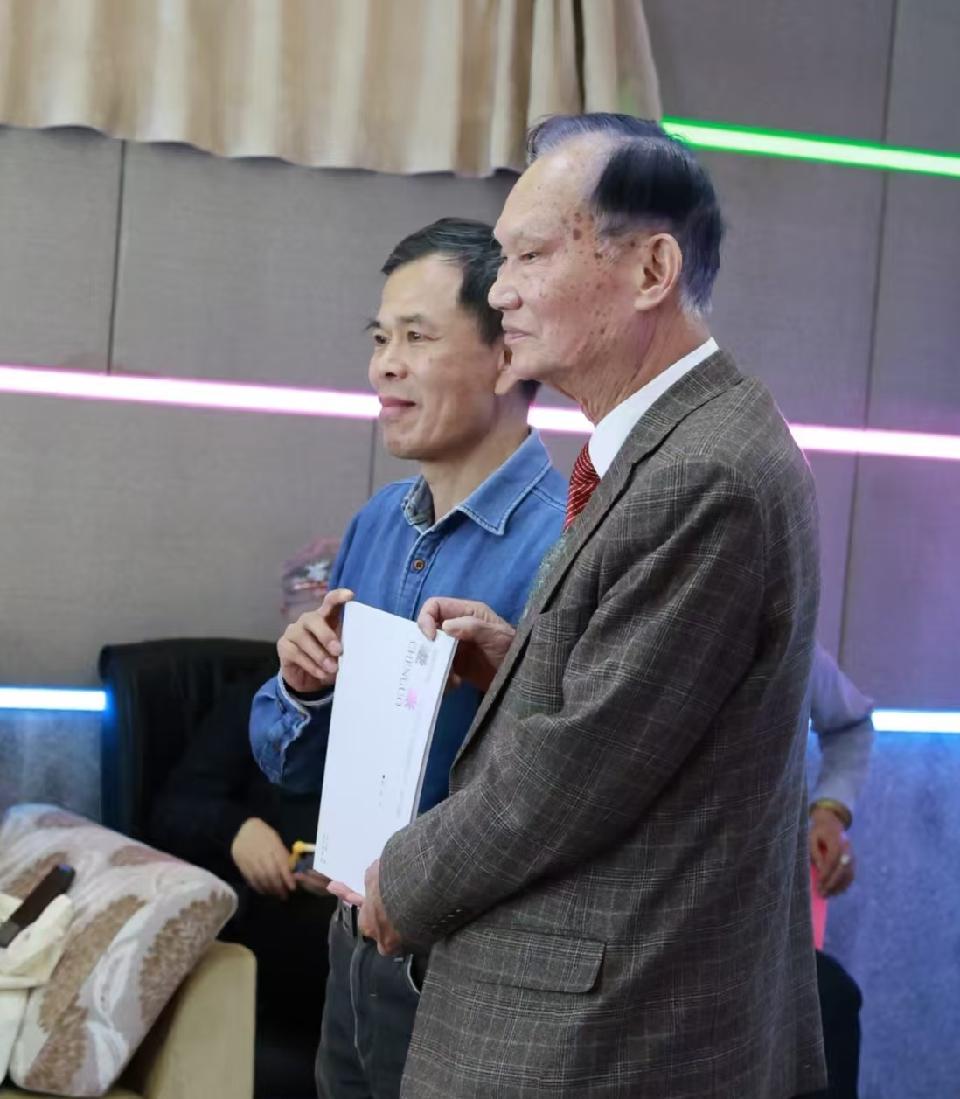 微信图片编辑_20250221103849