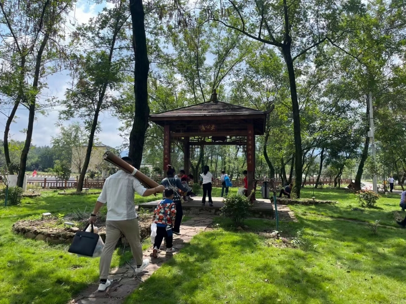 家庭露营 (2).jpg