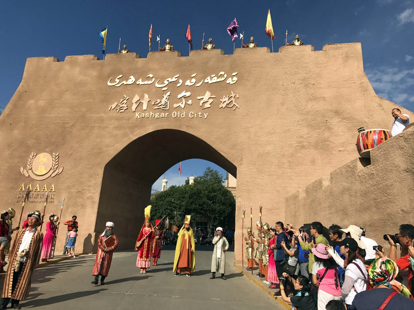2021喀什老城游玩攻略,步行游览噶尔古城最佳，街上...【去哪儿攻略】