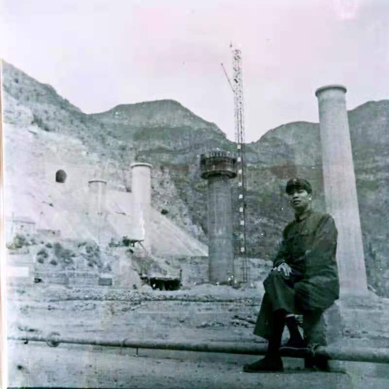我圆满完成铁道兵下达的一项重要任务(图1)