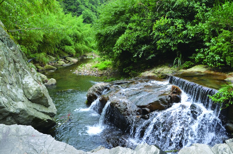 碧水蓝天重回明果村 杜泽镇铜山溪整治掠影