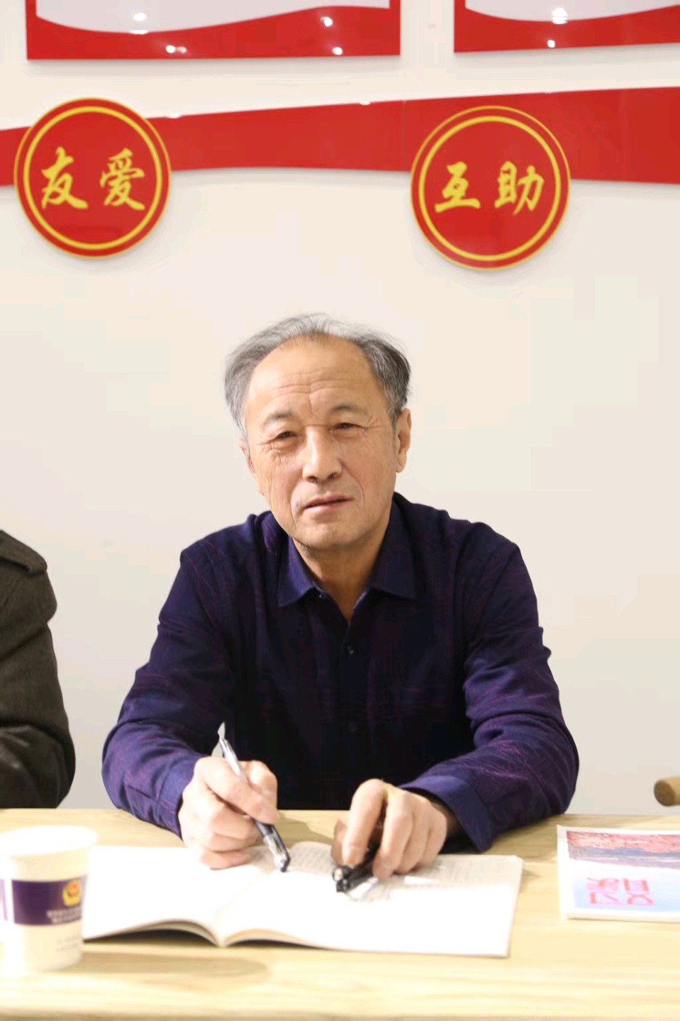 七律(中华新韵)·五指山       薛有毅(山西榆次) ‖ 东方《品语亭》诗社