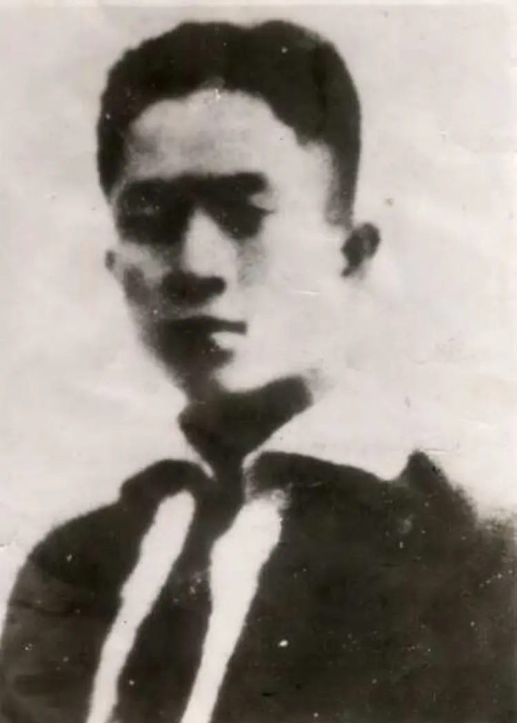 乌蒙孤军英雄——余泽鸿
