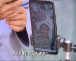 唱歌 卖萌求关注，朱之文媳妇“大衣嫂”成新晋网红