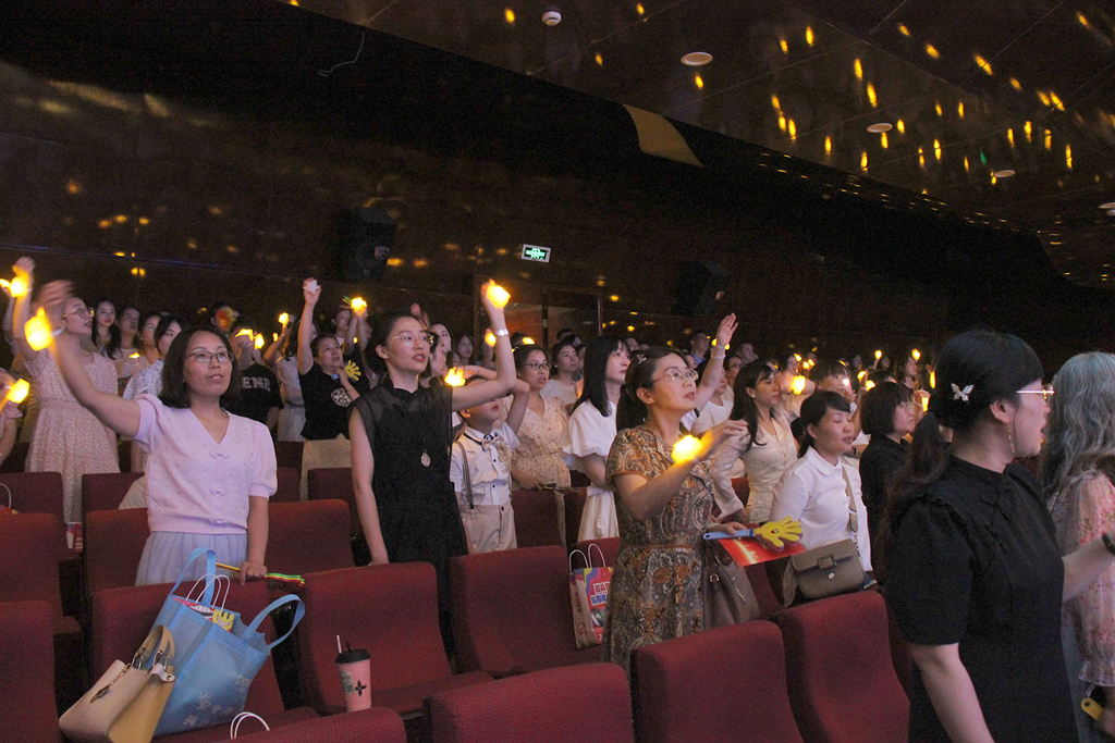 我的灵通,我的家--灵通学校25周年庆典隆重举行(图52) IMG_0441_副本_副本.jpg