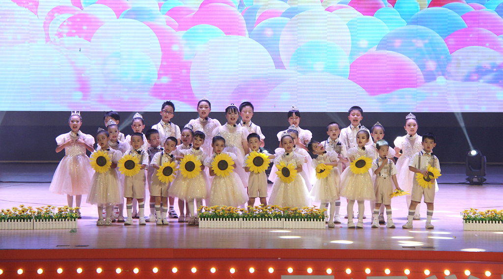 我的灵通,我的家--灵通学校25周年庆典隆重举行(图14) IMG_0241_副本_副本.jpg