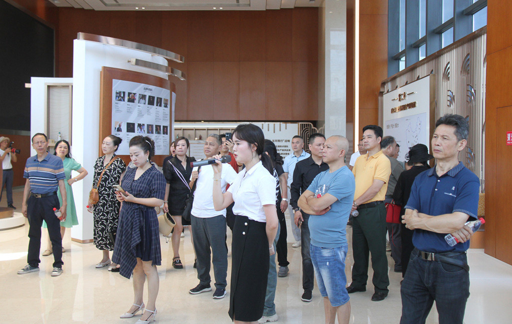 泸顺 1927 品牌酒全国市场启动大会隆重召开(图9) IMG_2892_副本_副本.jpg