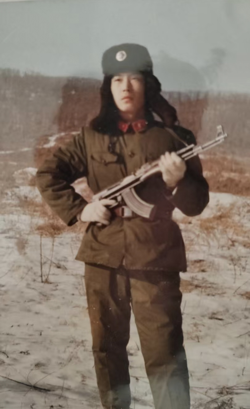 退役军人典范记国画大师陶冷月之孙陶航