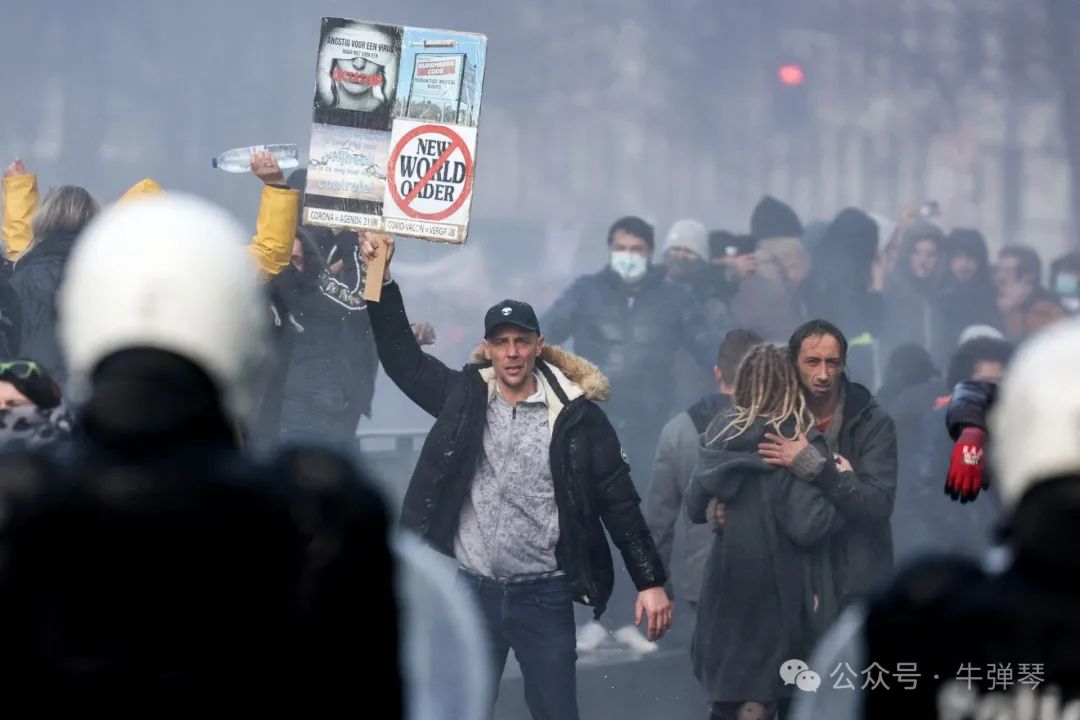 The Big Picture: A new wave of protests across Europe - The New European