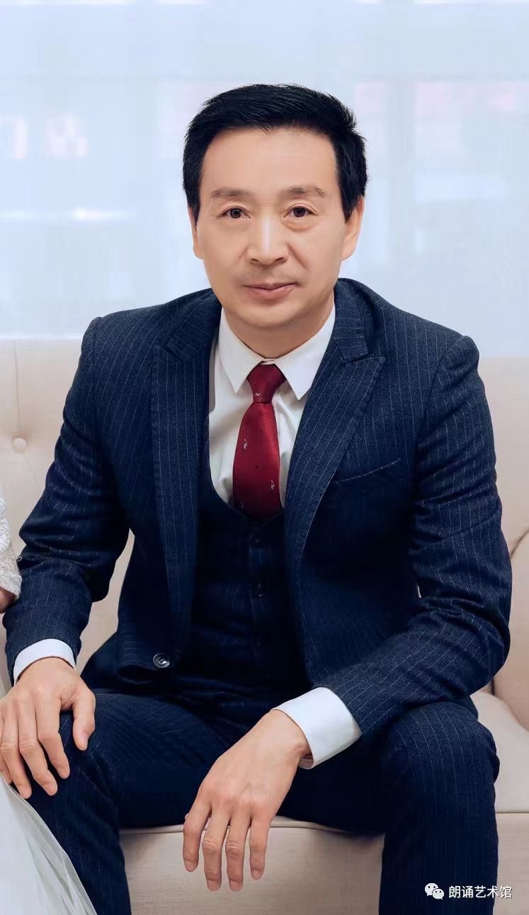 时钟：作者蒋辉-朗诵陈兵｜海外头条