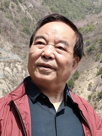 作者——李本深