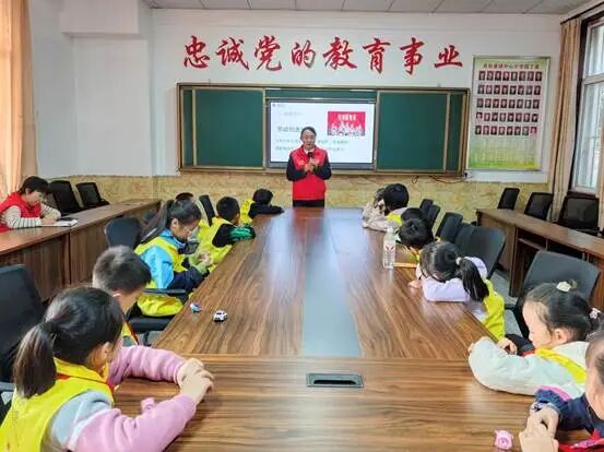 913e7b3e6ca4e03a97146efdb4deca58