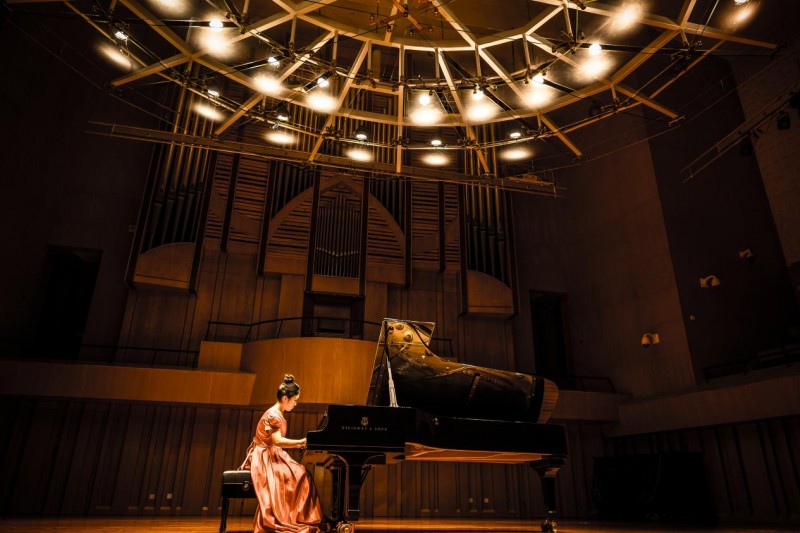 青年钢琴家李昕昱2025全国巡演完美收官