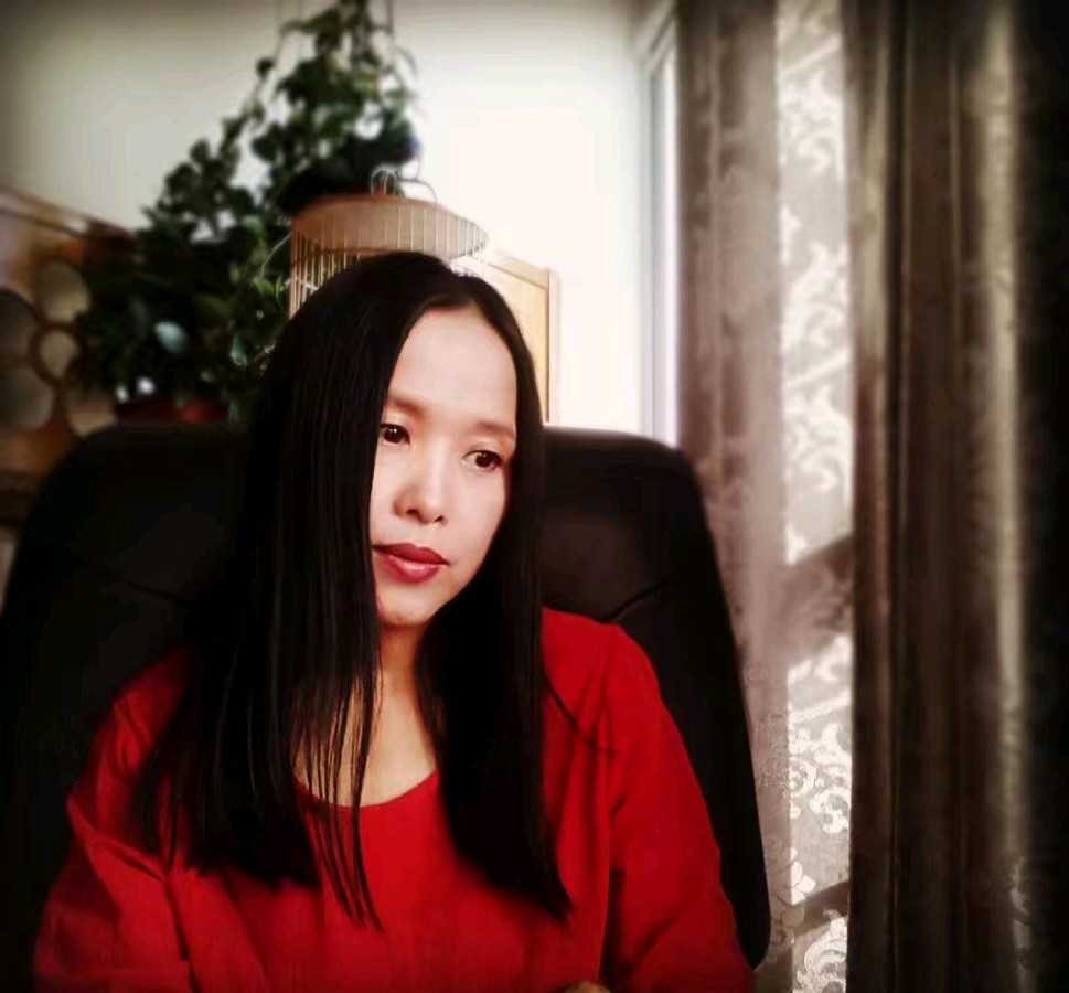 在新的一年之前抵达作者/瓦楞草   俄译/踏雪寻梅