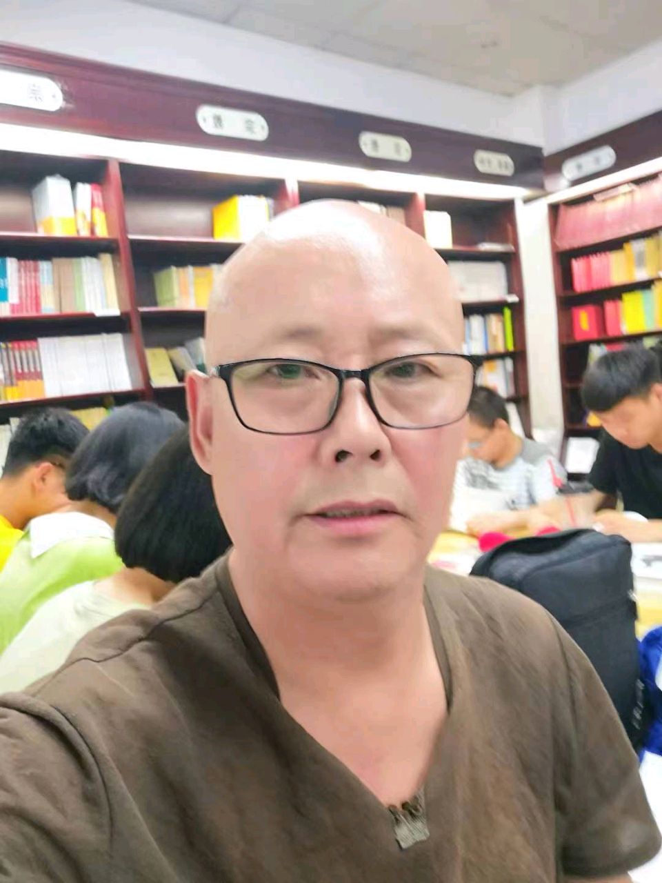 那片雪花      文/倔强汉子 ‖ 东方《品语亭》诗社