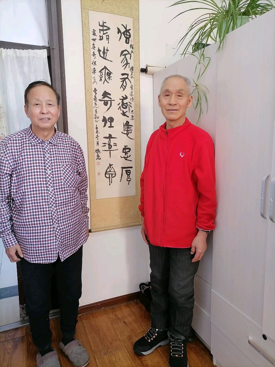 名家专栏 ｜张德仁：春节学英模党旗映红年一 一牡丹江市西安区江滨街道江滨社区离退休干部党支部春节开展学习身边英模活动侧记