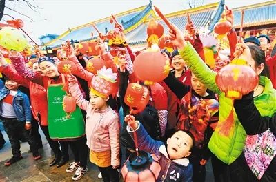 【主编走笔】杨舟平散文｜正月十五挑灯笼