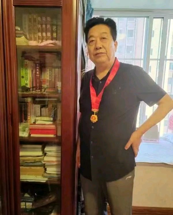 《徐文义：用务实肯干凝铸光彩人生》纪实文学《乡魂2—贾村塬人物》选载（15）原创 吴万哲 （陕西宝鸡）来源/西府新传奇