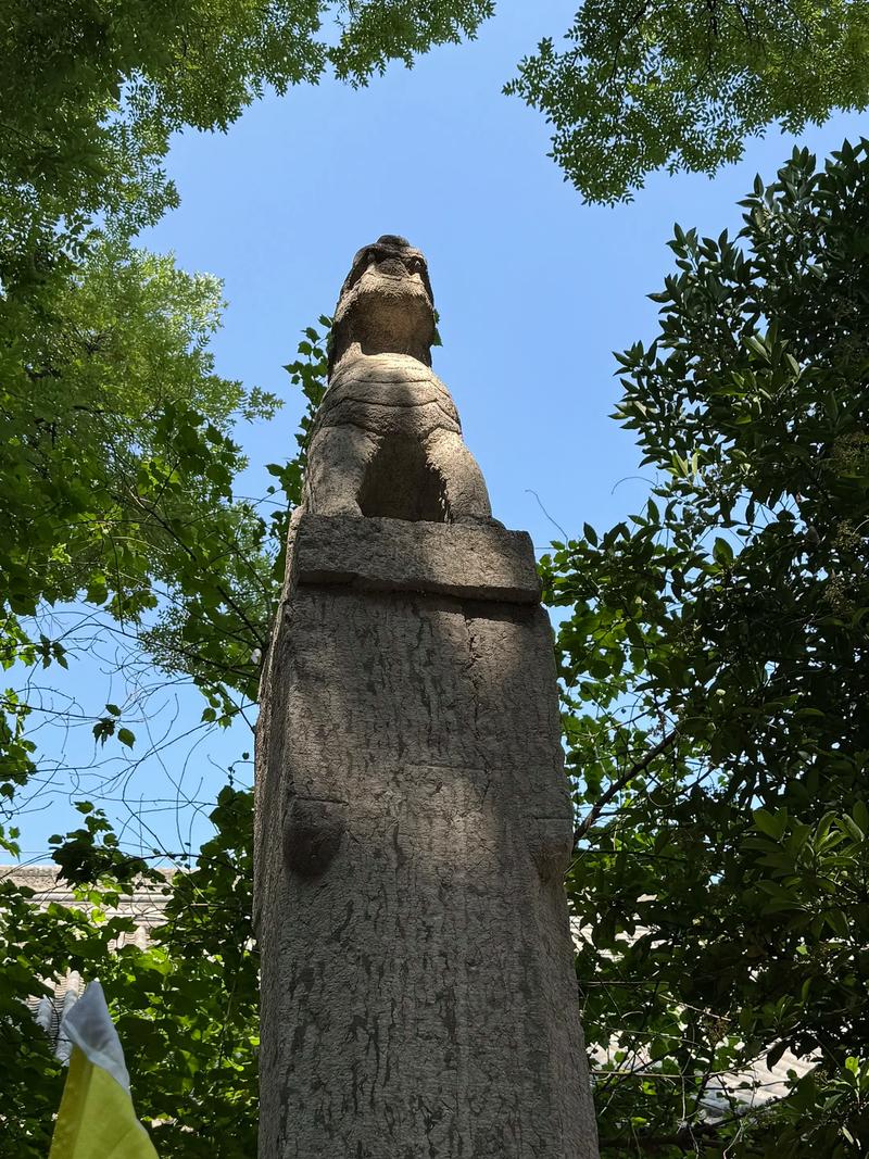 【中国雨巷文学社】北京头条 第3894期 现代诗《勒马听风》作者：汤文来 - 福建宁德