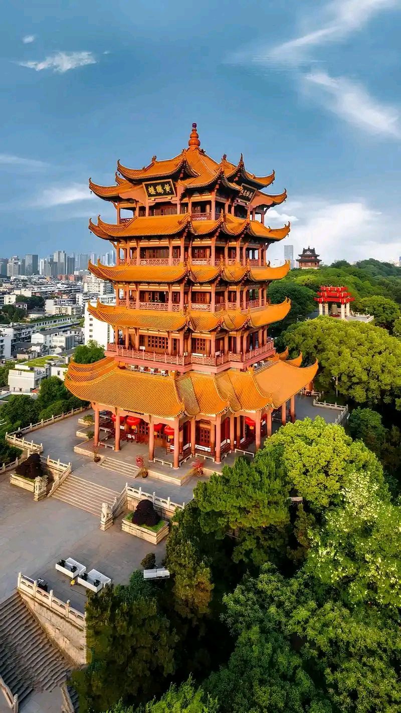 行香子·黄鹤楼览胜（三章）作者:张书伟（湖北）【冰心文化传媒】总编:冰心·幽蓝