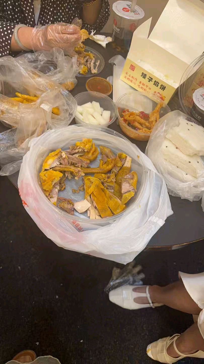 歌声的力量   作者  杨锦程