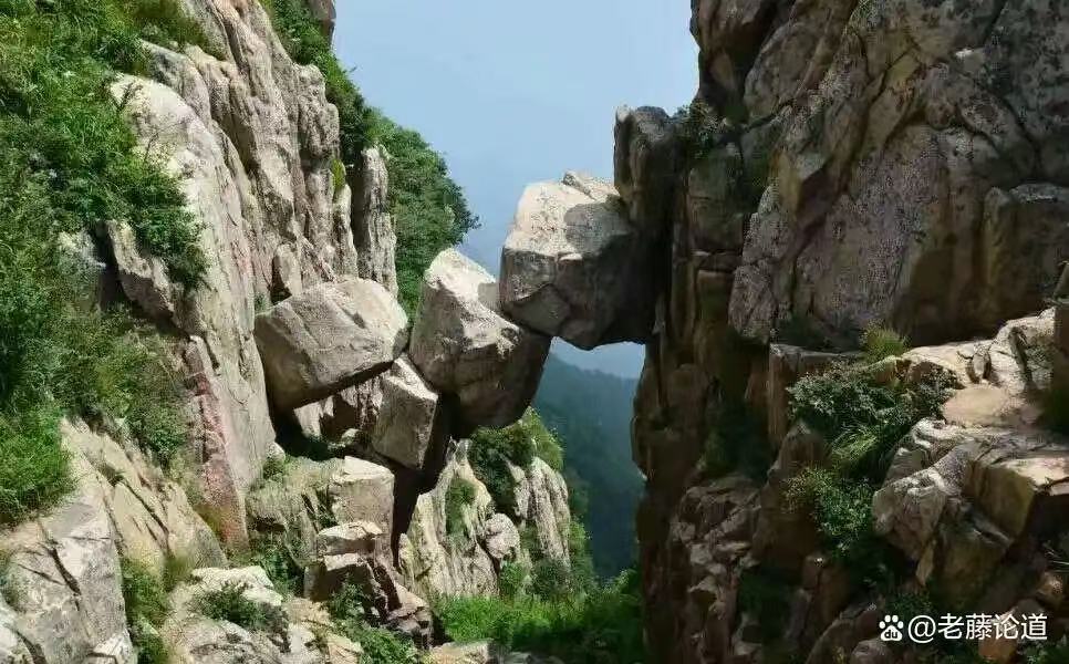 赏析王福才教授《五绝·泰山行之二十一〈仙人桥〉》// 梨花雪