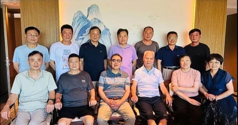 世界文学联盟//王风华佳作《一篇未发出的文稿， 一份最深切的悼念》