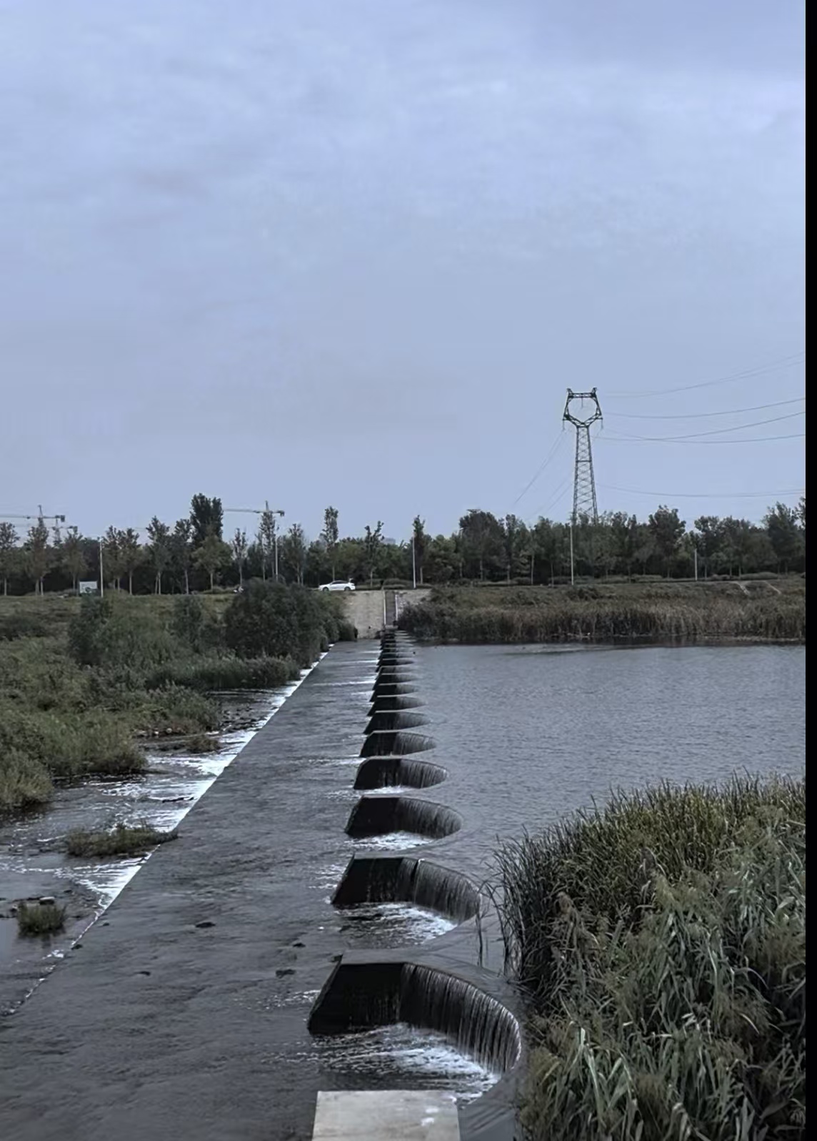 一湖清秋水无恙，半生烟火是寻常——再读张相湖秋景 // 郑伟