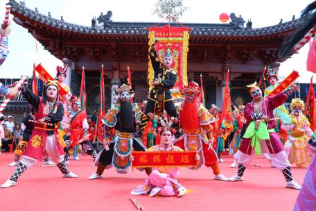 潮阳民间艺术“三瑰宝”亮相下宫妈祖纪念馆落成典礼