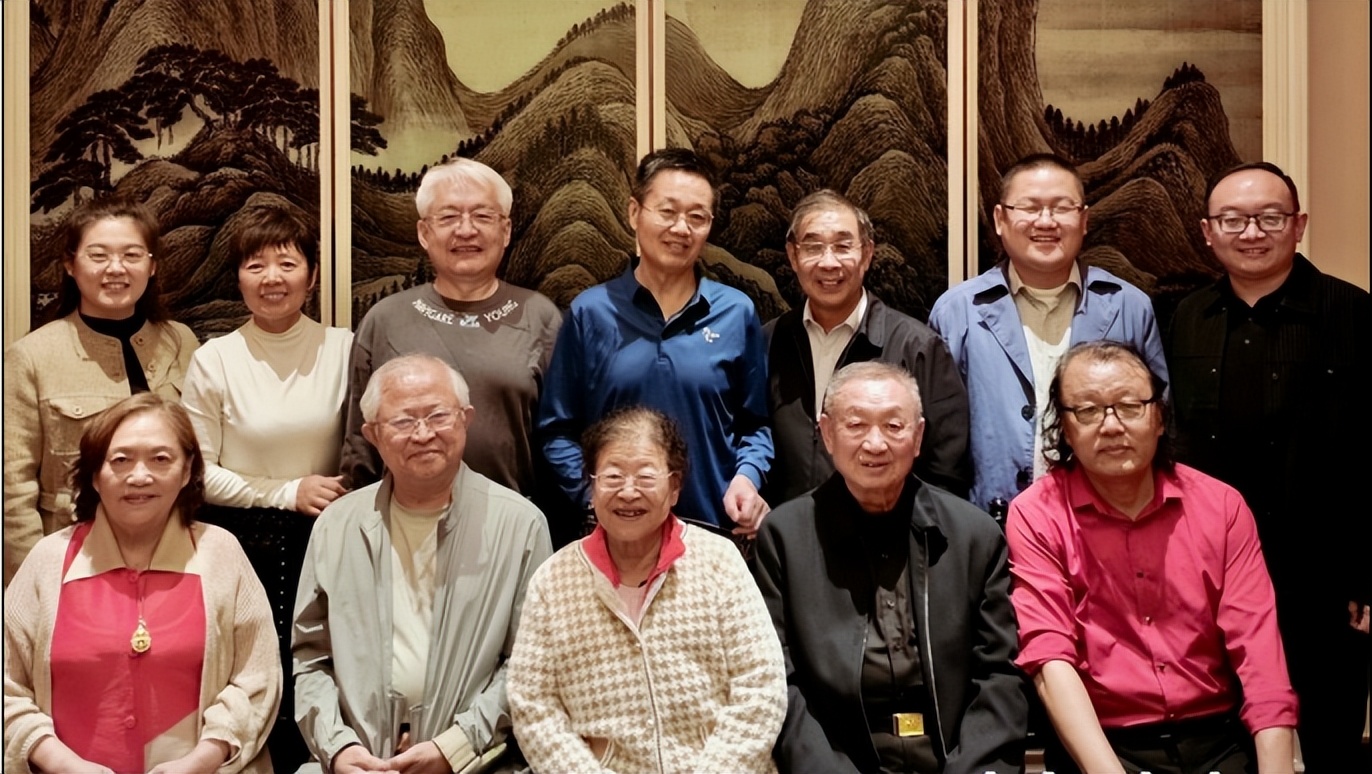 读《让“生命摆渡人”有尊严、有奔头、有荣光》深度反思 
