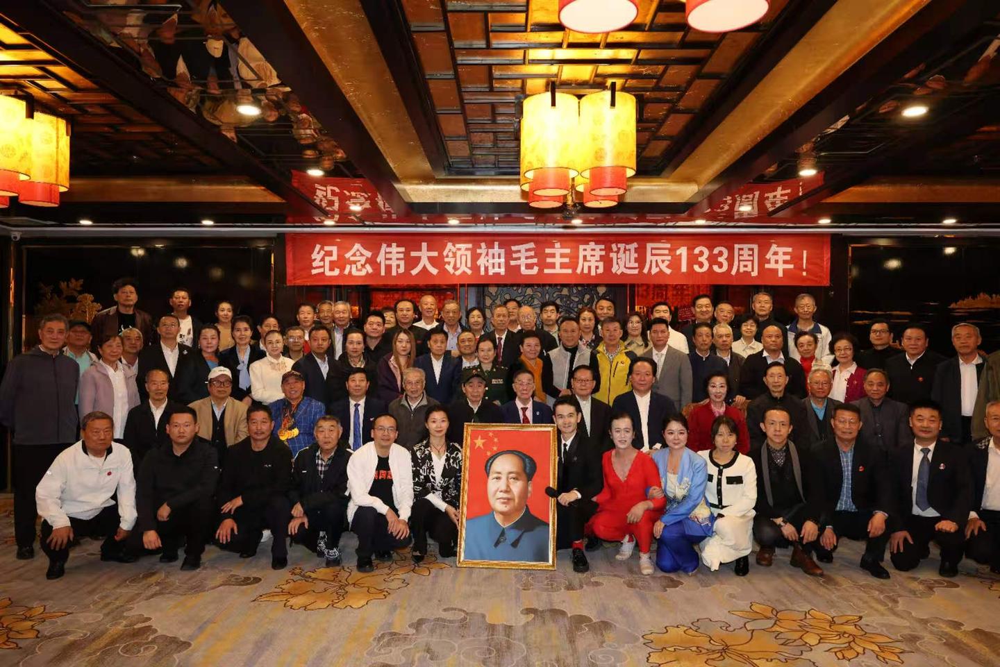 河南钧瓷大师李俊锋在北京开展艺术交流并接受媒体采访